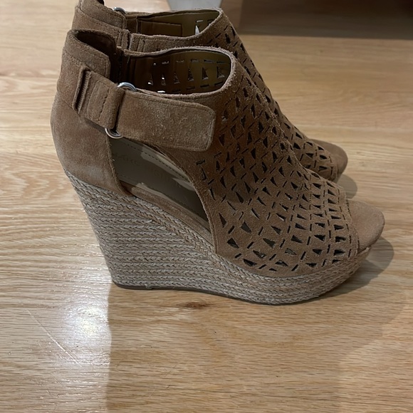 Marc Fisher suede platform espadrilles ~ size 7 ~ light brown - Picture 4 of 6